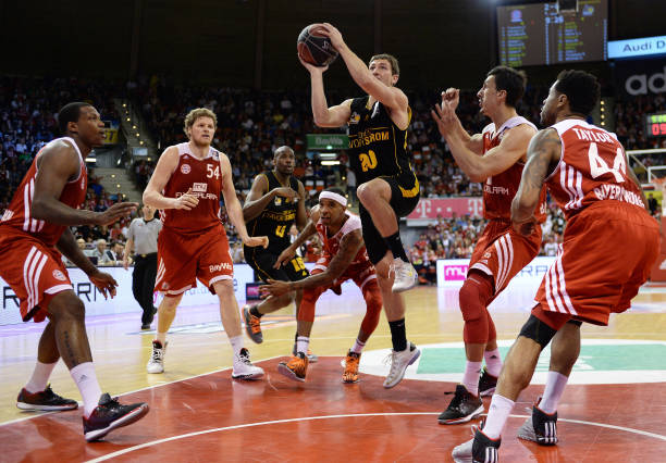 中场的精准 中场的精准