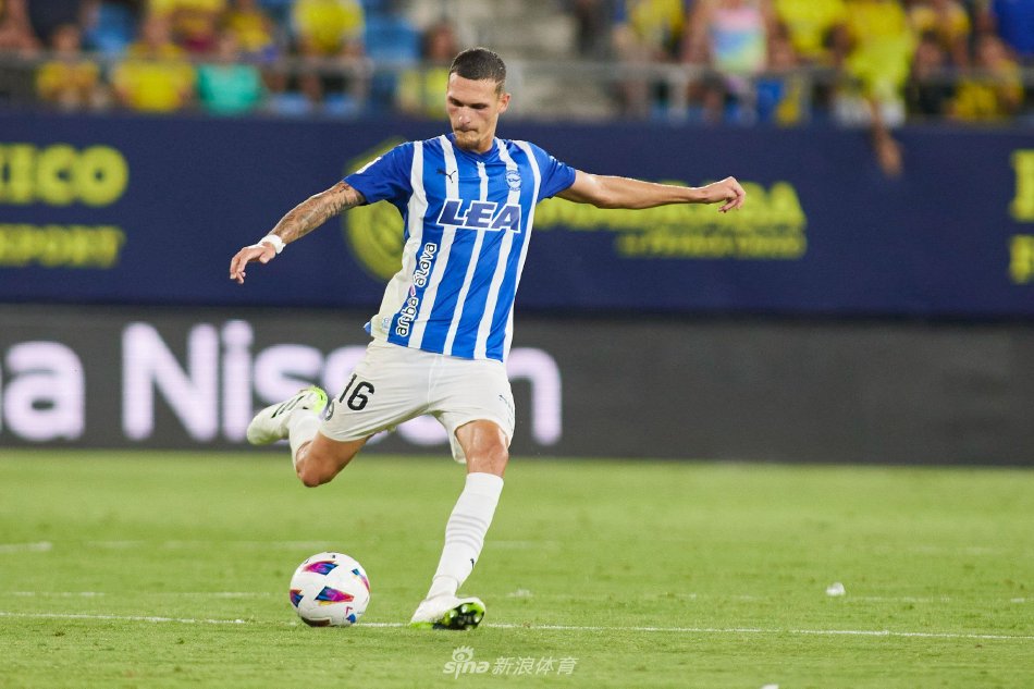 支付高达1 支付高达1